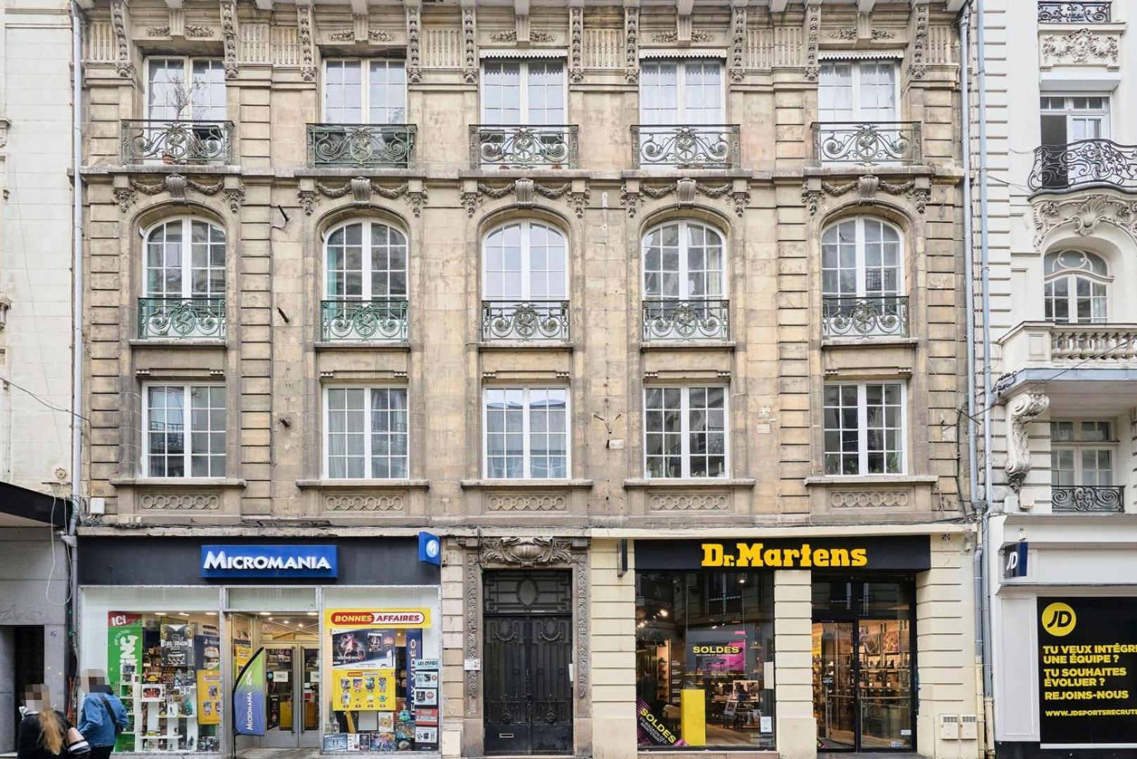 Appartement 3 Bedroom Apartment, Close To Amenities