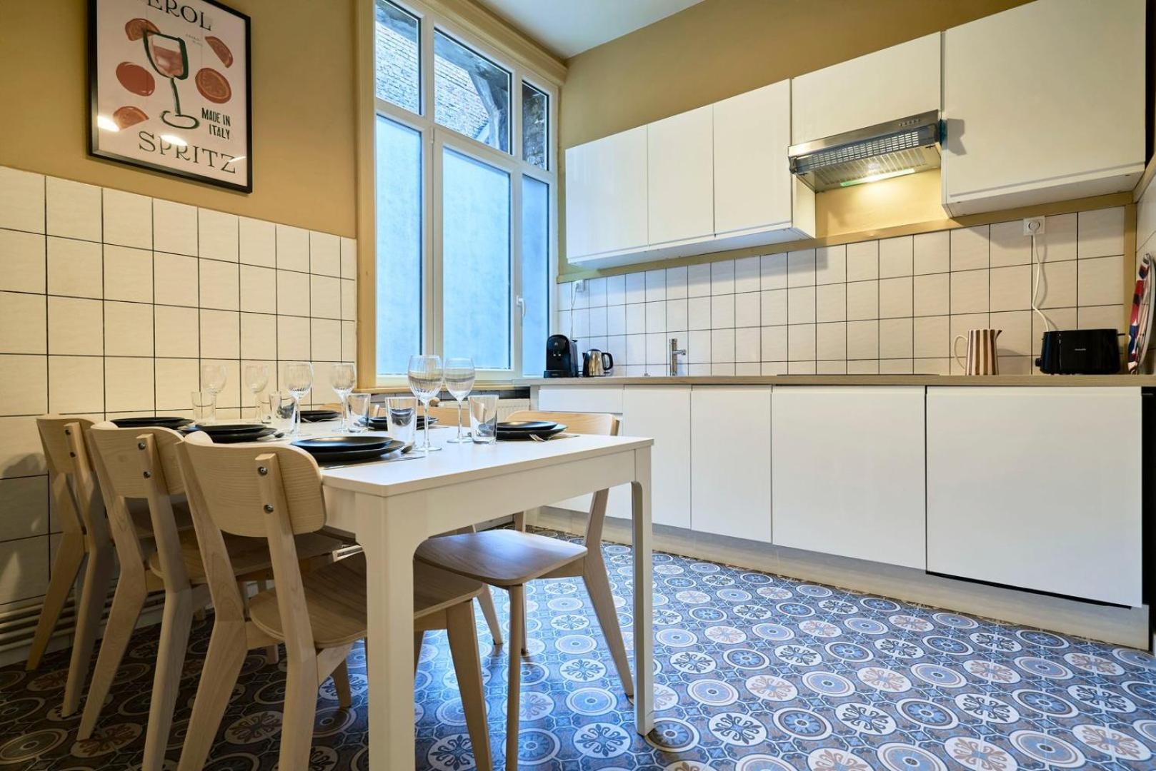 Appartement 3 Bedroom Apartment, Close To Amenities *